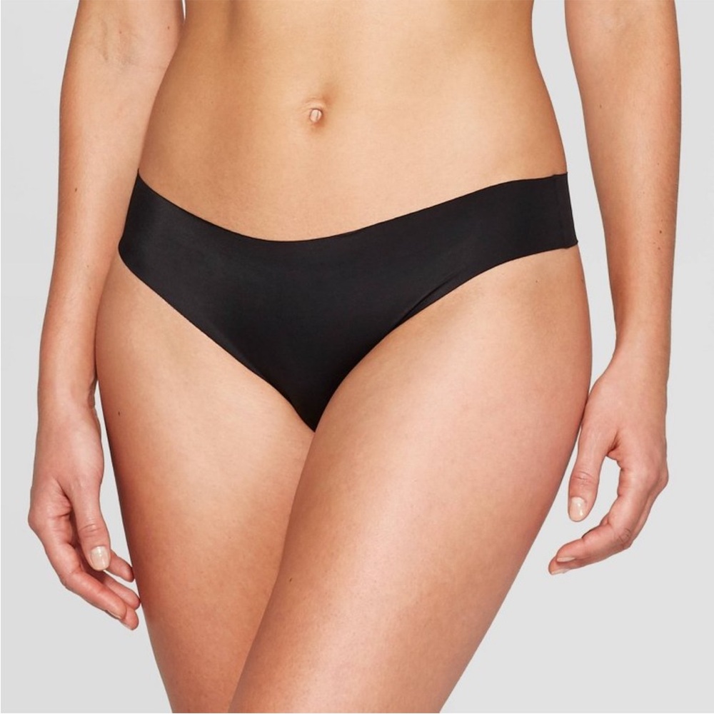 Women’s Black Invisible Edge Thong Underwear
